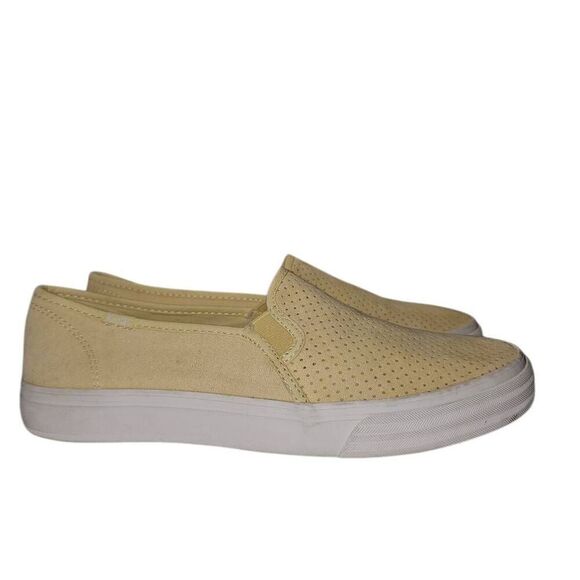 Keds Women's Dream Foam Faux Suede Light Yellow Slip Ons Size 9 - Picture 1 of 11